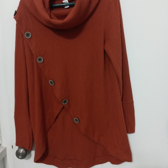 CY Fashions Burnt Orange Oversize Overlapping Long Sleeve Knit Sweater Buttons - Picture 4 of 16